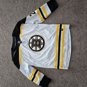 Boston Bruins number 22 O Ree